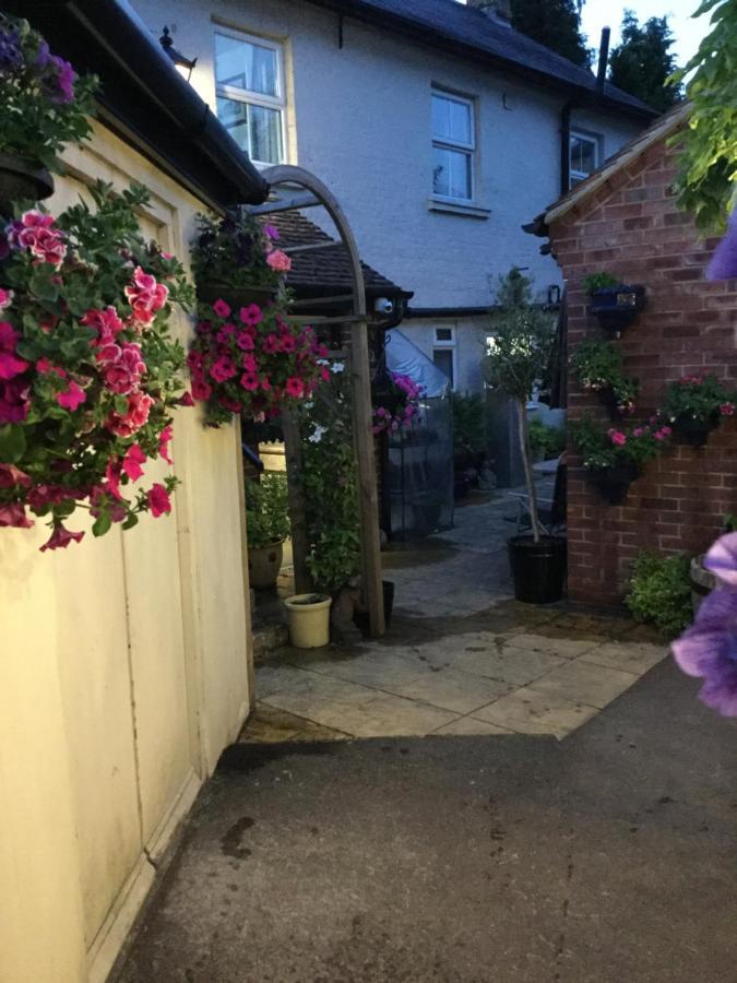 The Bell Inn Salisbury Dış mekan fotoğraf
