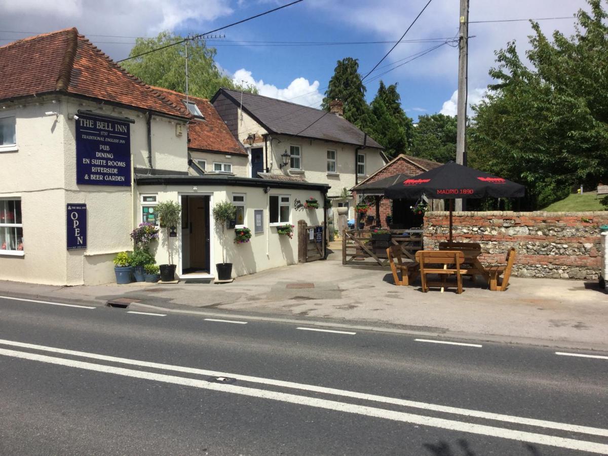The Bell Inn Salisbury Dış mekan fotoğraf